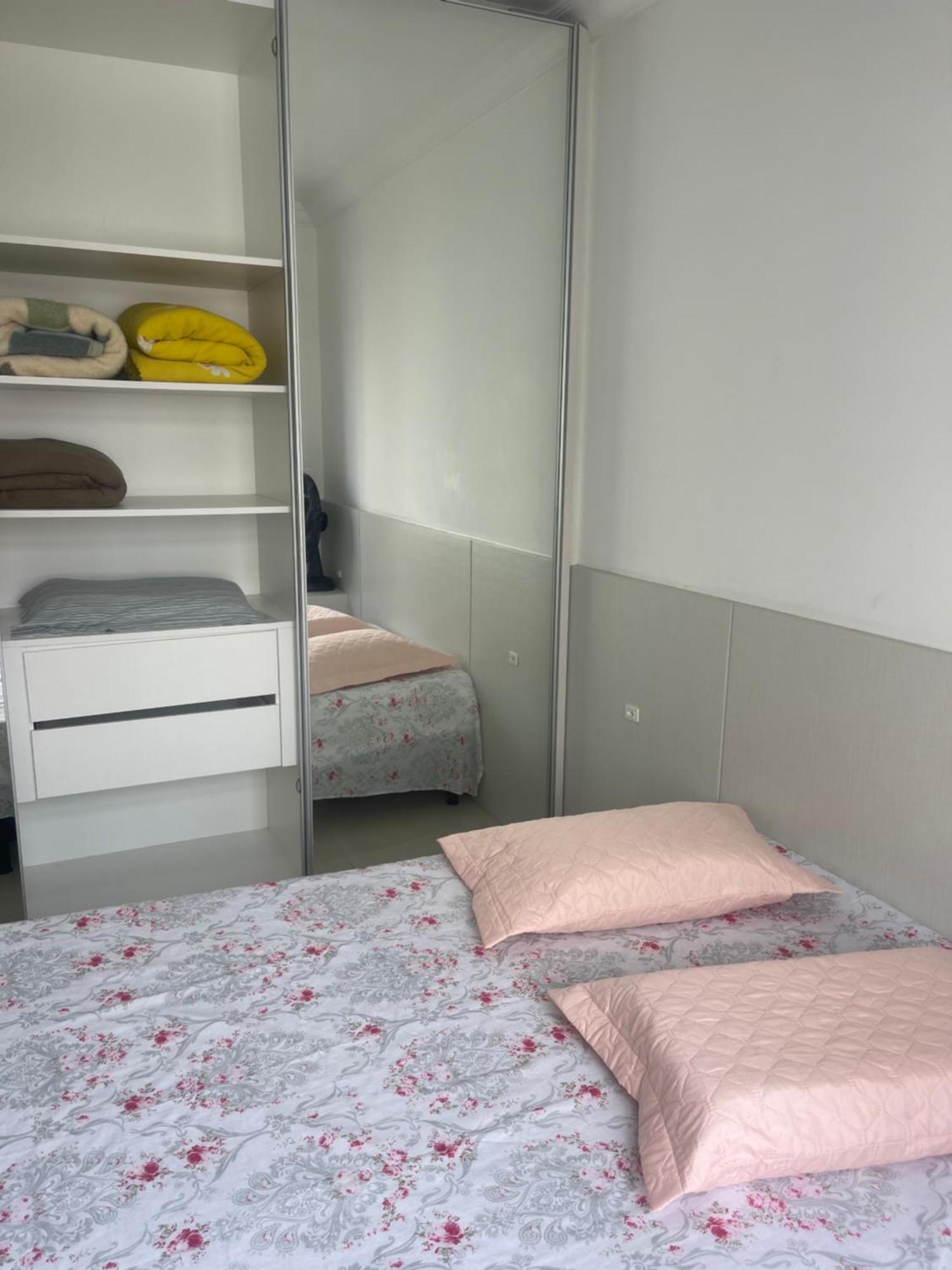 Ap De Fundos Em Beira Mar Com Garagem, Wifi E Tv A Cabo Apartamento Balneário Camboriú