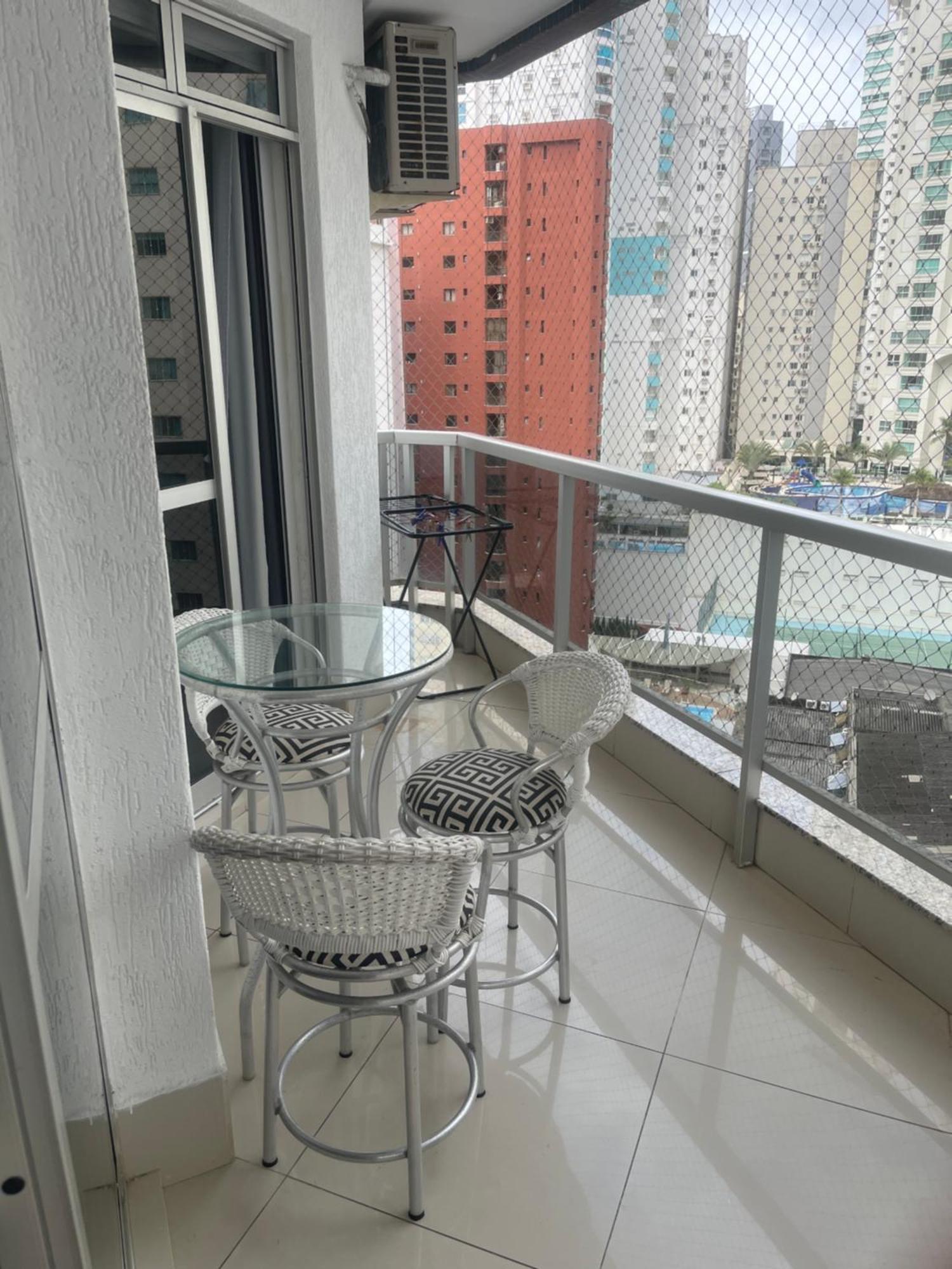 Ap De Fundos Em Beira Mar Com Garagem, Wifi E Tv A Cabo Apartamento Balneário Camboriú